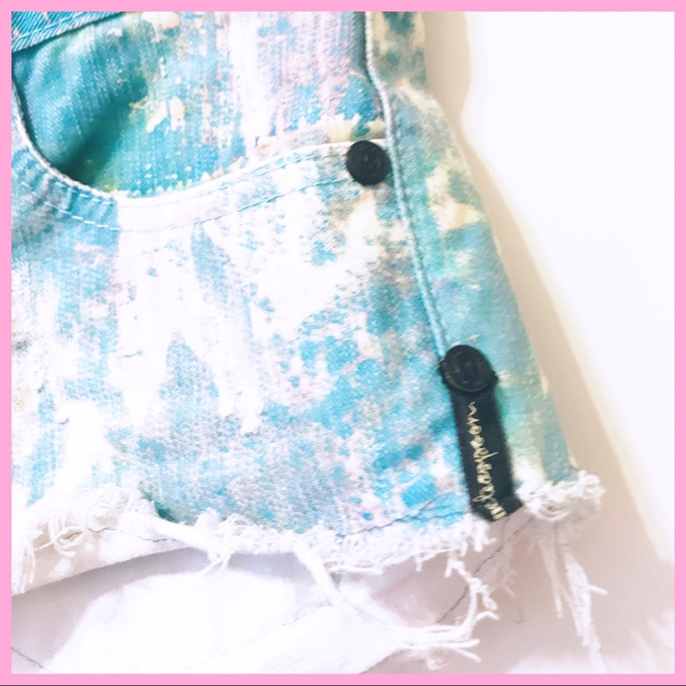 ONE TEASPOON | “Bonita” Paint Splatter Shorts - Picture 7 of 8